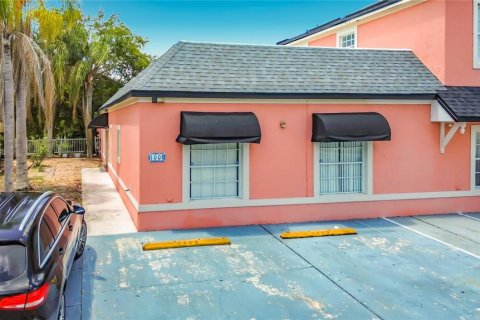 Adosado en venta en Kissimmee, Florida, 3 dormitorios, 160.54 m2 № 2230267 - foto 2