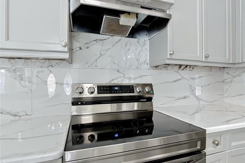 Adosado en venta en Kissimmee, Florida, 3 dormitorios, 160.54 m2 № 2230267 - foto 13