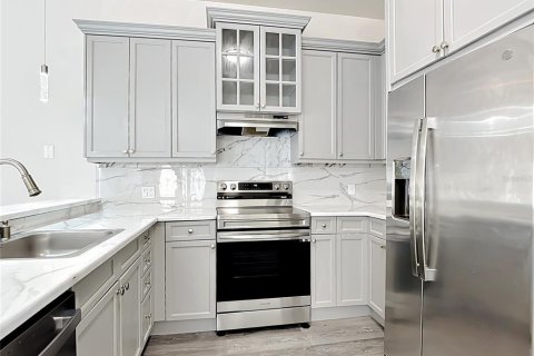 Adosado en venta en Kissimmee, Florida, 3 dormitorios, 160.54 m2 № 2230267 - foto 11