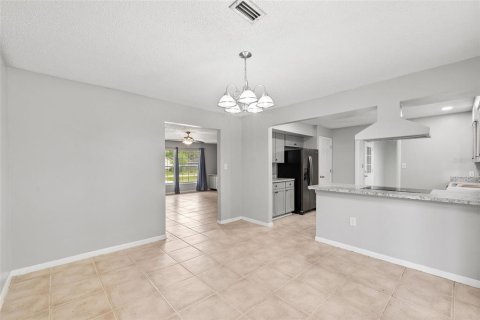 Villa ou maison à vendre à Gainesville, Floride: 4 chambres, 166.48 m2 № 2347687 - photo 14