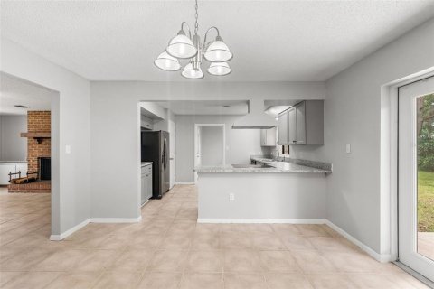 Villa ou maison à vendre à Gainesville, Floride: 4 chambres, 166.48 m2 № 2347687 - photo 12