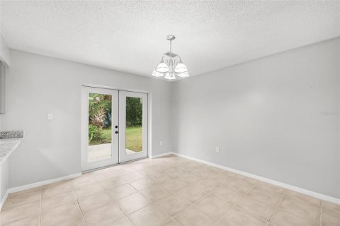 Villa ou maison à vendre à Gainesville, Floride: 4 chambres, 166.48 m2 № 2347687 - photo 15