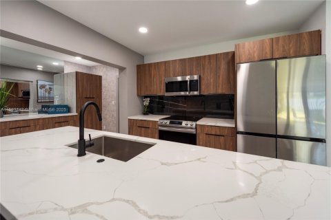 Купить виллу или дом в Форт-Лодердейл, Флорида 3 спальни, 154.03м2, № 1187957 - фото 15