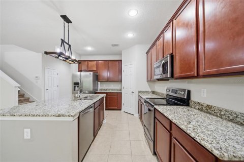 House in Wesley Chapel, Florida 5 bedrooms, 287.81 sq.m. № 2223625 - photo 5