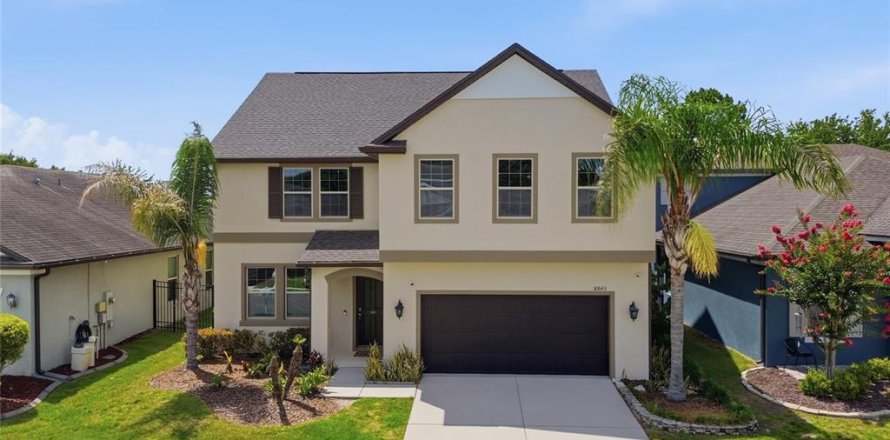 House in Wesley Chapel, Florida 5 bedrooms, 287.81 sq.m. № 2223625