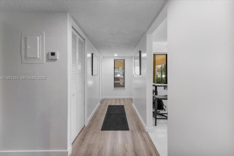 Casa en venta en Weston, Florida, 2 dormitorios, 146.79 m2 № 2038981 - foto 14