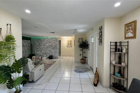 Villa ou maison à vendre à Margate, Floride: 4 chambres, 177.26 m2 № 1798912 - photo 22