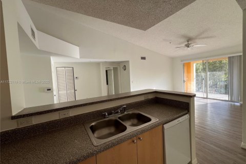 Condominio en venta en Miramar, Florida, 2 dormitorios, 90.77 m2 № 1473195 - foto 15