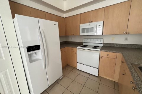Condominio en venta en Miramar, Florida, 2 dormitorios, 90.77 m2 № 1473195 - foto 13
