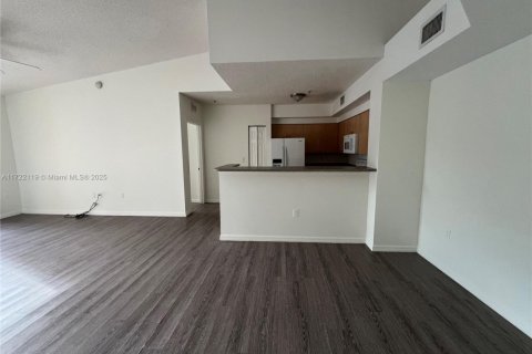Condominio en venta en Miramar, Florida, 2 dormitorios, 90.77 m2 № 1473195 - foto 2