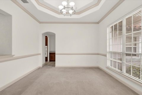House in Orlando, Florida 5 bedrooms, 383.41 sq.m. № 1568212 - photo 7