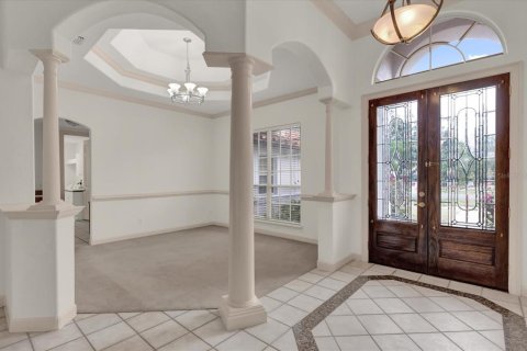 House in Orlando, Florida 5 bedrooms, 383.41 sq.m. № 1568212 - photo 4