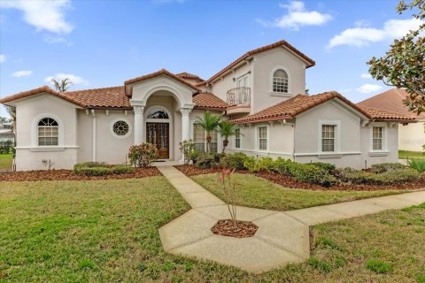 House in Orlando, Florida 5 bedrooms, 383.41 sq.m. № 1568212 - photo 1