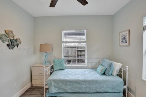 Снять в аренду виллу или дом в Форт-Лодердейл, Флорида 3 спальни, 134.71м2, № 2017970 - фото 28