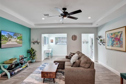 Снять в аренду виллу или дом в Форт-Лодердейл, Флорида 3 спальни, 134.71м2, № 2017970 - фото 18