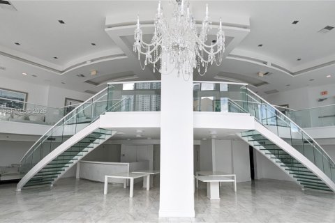 Купить кондоминиум в Майами, Флорида 2 спальни, 99.87м2, № 2089840 - фото 21