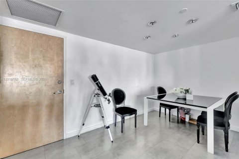 Купить кондоминиум в Майами, Флорида 2 спальни, 99.87м2, № 2089840 - фото 5