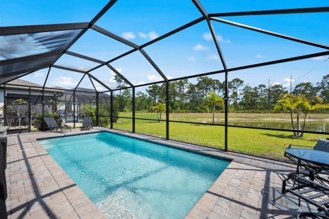 Villa ou maison à vendre à North Fort Myers, Floride: 4 chambres, 171.87 m2 № 1670736 - photo 27