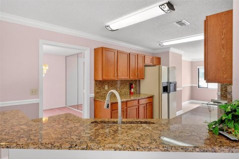 Villa ou maison à vendre à Lake Mary, Floride: 3 chambres, 175.86 m2 № 2219052 - photo 25