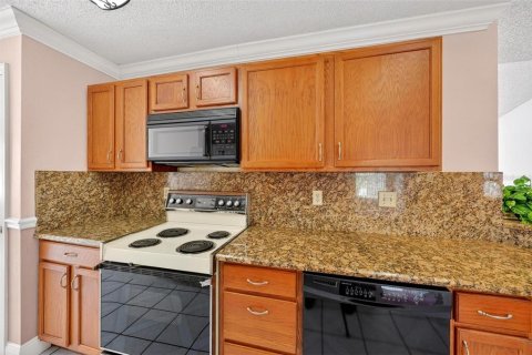 Villa ou maison à vendre à Lake Mary, Floride: 3 chambres, 175.86 m2 № 2219052 - photo 28