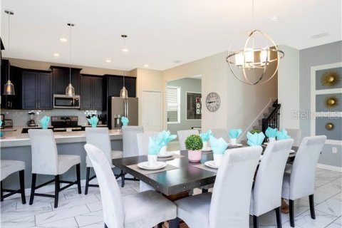 Casa en venta en Davenport, Florida, 6 dormitorios, 310.2 m2 № 2167293 - foto 9