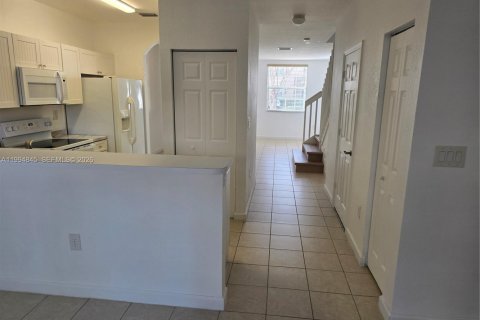 Touwnhouse à vendre à Homestead, Floride: 3 chambres, 108.6 m2 № 2179388 - photo 12