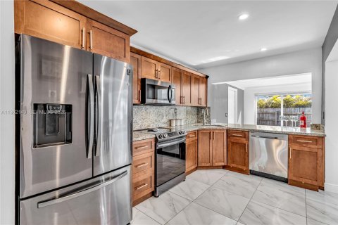 Купить виллу или дом в Окленд-Парк, Флорида 3 спальни, 118.36м2, № 2023924 - фото 6