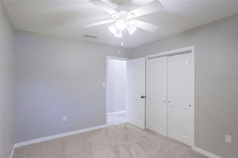 House in Eustis, Florida 3 bedrooms, 122.63 sq.m. № 2418613 - photo 21