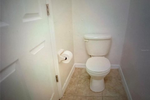 Townhouse in Orlando, Florida 3 bedrooms, 168.9 sq.m. № 2222098 - photo 17