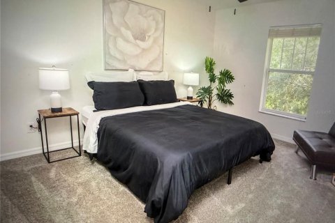 Townhouse in Orlando, Florida 3 bedrooms, 168.9 sq.m. № 2222098 - photo 13