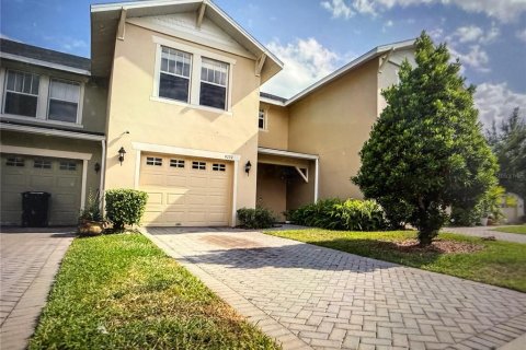 Townhouse in Orlando, Florida 3 bedrooms, 168.9 sq.m. № 2222098 - photo 2