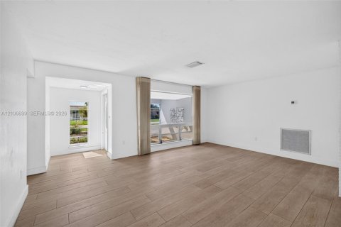 Villa ou maison à vendre à Cooper City, Floride: 3 chambres, 163.69 m2 № 2428091 - photo 8