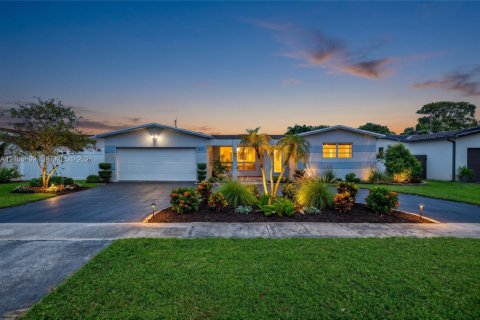 Villa ou maison à Cooper City, Floride 3 chambres, 163.69 m2 № 2428091