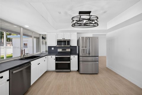 Villa ou maison à vendre à Cooper City, Floride: 3 chambres, 163.69 m2 № 2428091 - photo 23
