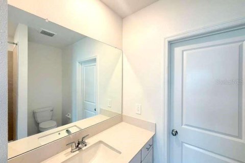 House in Dade City, Florida 5 bedrooms, 216.09 sq.m. № 2277382 - photo 10