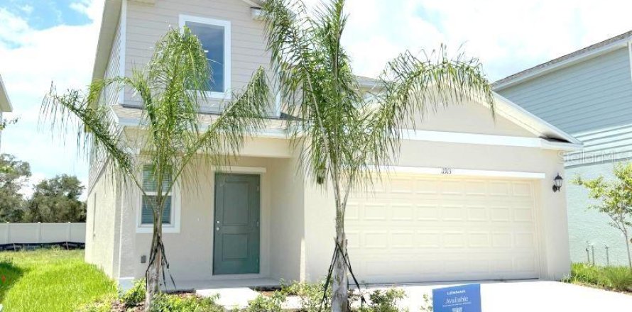 House in Dade City, Florida 5 bedrooms, 216.09 sq.m. № 2277382