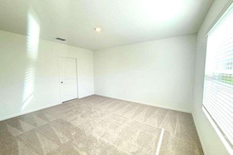 House in Dade City, Florida 5 bedrooms, 216.09 sq.m. № 2277382 - photo 8