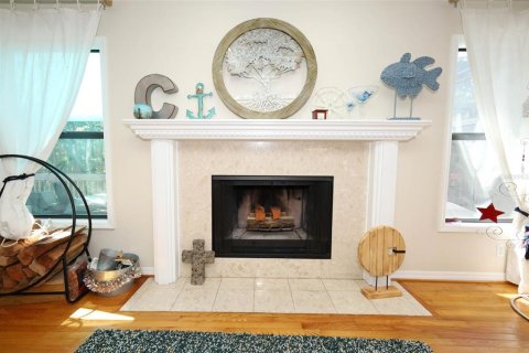 House in Ormond Beach, Florida 4 bedrooms, 241.36 sq.m. № 1916162 - photo 18