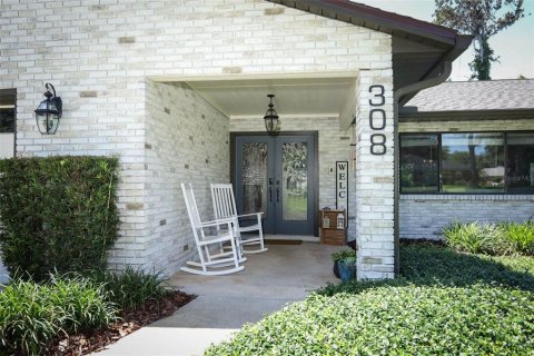 House in Ormond Beach, Florida 4 bedrooms, 241.36 sq.m. № 1916162 - photo 3