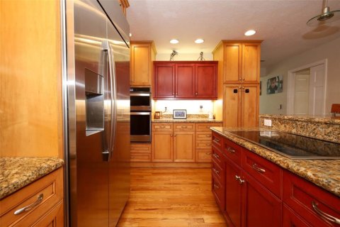 House in Ormond Beach, Florida 4 bedrooms, 241.36 sq.m. № 1916162 - photo 10