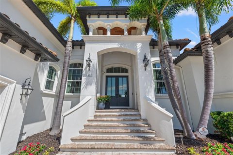 Casa en venta en Saint Petersburg, Florida, 5 dormitorios, 423.63 m2 № 1885536 - foto 9