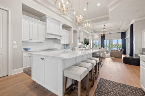 Casa en venta en Saint Petersburg, Florida, 5 dormitorios, 423.63 m2 № 1885536 - foto 18