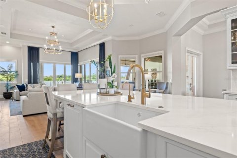 Casa en venta en Saint Petersburg, Florida, 5 dormitorios, 423.63 m2 № 1885536 - foto 24
