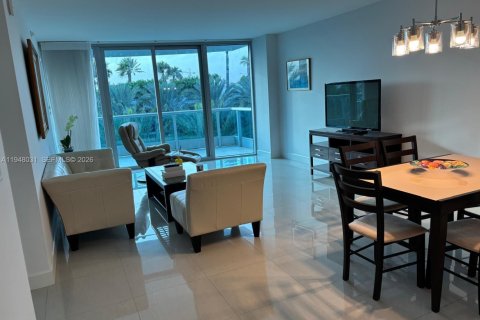 Купить кондоминиум в Серфсайд, Флорида 2 спальни, 115.76м2, № 2004075 - фото 5