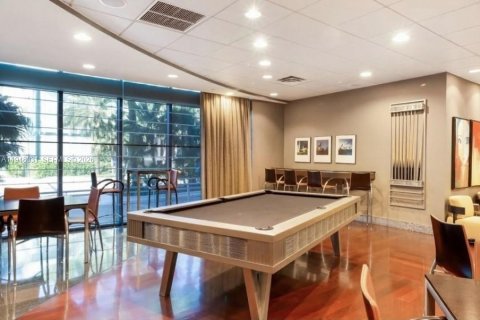 Купить кондоминиум в Серфсайд, Флорида 2 спальни, 115.76м2, № 2004075 - фото 21