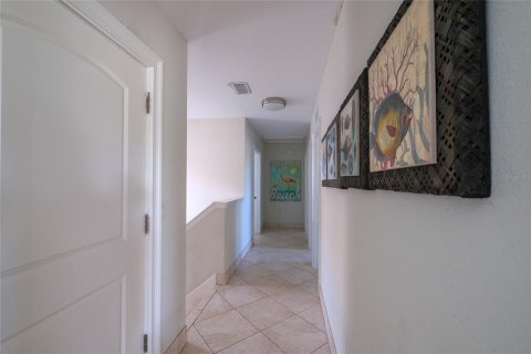 Villa ou maison à vendre à Holmes Beach, Floride: 6 chambres, 258.83 m2 № 2098630 - photo 27