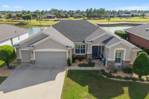 Villa ou maison à Ocala, Floride 3 chambres, 251.77 m2 № 2092219