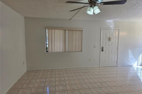 Copropriété à louer à Orlando, Floride: 2 chambres, 88.26 m2 № 2419967 - photo 14