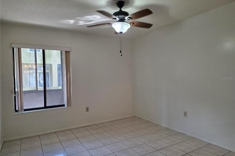 Copropriété à louer à Orlando, Floride: 2 chambres, 88.26 m2 № 2419967 - photo 9