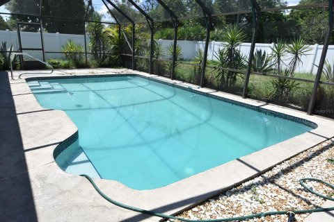 Villa ou maison à vendre à Deltona, Floride: 3 chambres, 182.92 m2 № 1909533 - photo 17